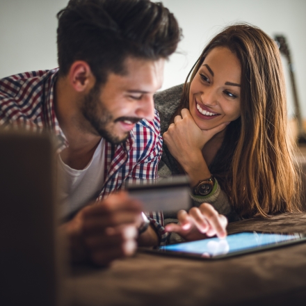 Monitoring your credit card transactions